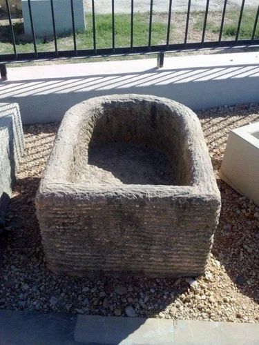 28 inch Stone Garden Planter